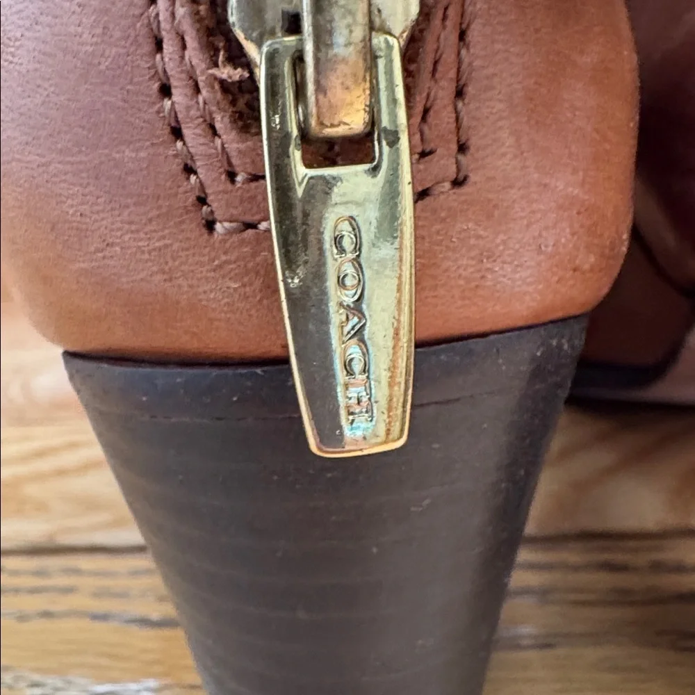 COACH Women’s Boots Size 7 B Waldorf Brown Ankle Boots Block Heels